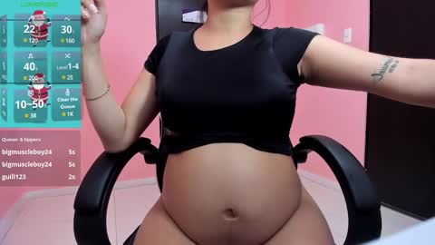 Snapshot of alanapetterson chatting on 12.20.24 alanapetterson online show from 12.20.24