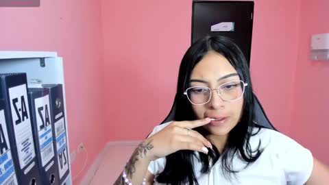 Snapshot of alanapetterson chatting on 01.17.25 alanapetterson online show from 01.17.25