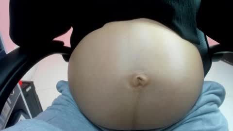 Snapshot of alanapetterson chatting on 02.12.25 alanapetterson online show from 02.12.25