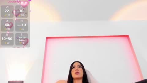 Snapshot of alanarosee___ chatting on 10.10.25 Alanaa Rosee  online show from 10.10.25