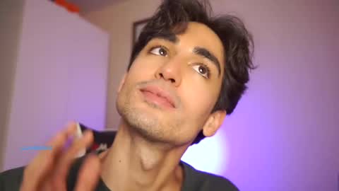 idenavarre online show from 12.04.24