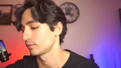 idenavarre online show from 01.17.25