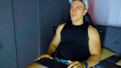 Alan Ferrer online show from 02.10.26