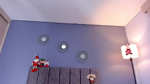 Snapshot of alannajones1 chatting on 12.19.25 Alanna online show from 12.19.25