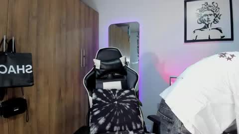 alannaughty_ online show from 02.01.26