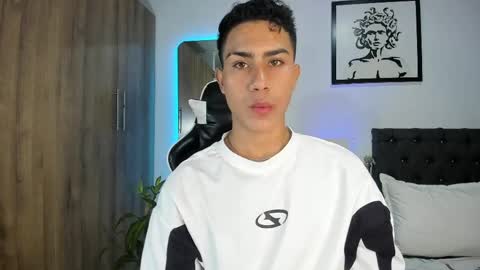alannaughty_ online show from 05.05.26