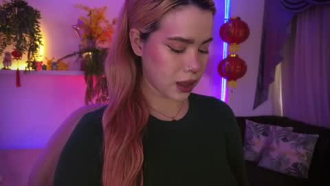 albaandthayron online show from 12.04.25