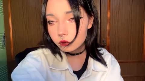 Im Katrina online show from 09.26.25