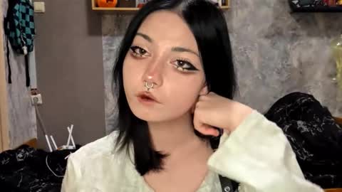 Im Katrina online show from 11.21.25