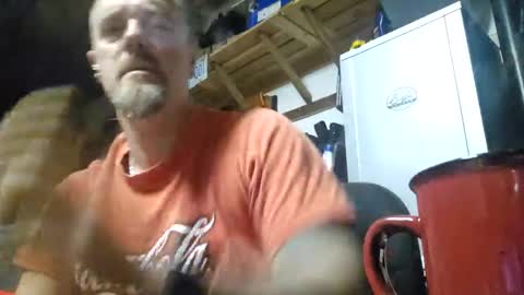 Snapshot of alcura_x chatting on 10.12.25 Alex online show from 10.12.25