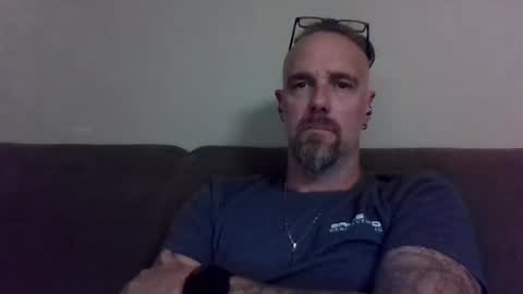 Snapshot of alcura_x chatting on 10.20.25 Alex online show from 10.20.25