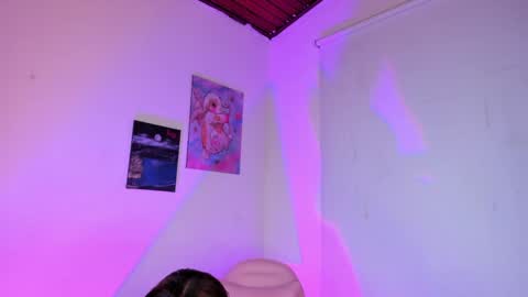 Snapshot of ale_alejandra chatting on 04.14.26 Alejandra online show from 04.14.26
