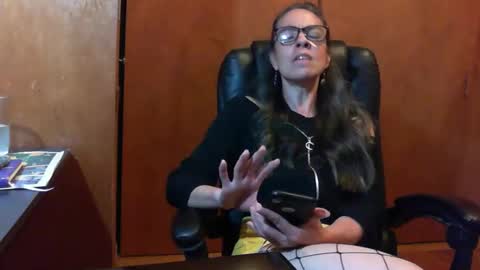 Andrea online show from 10.26.25