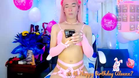 Snapshot of aleexx___ chatting on 09.14.25 Alex online show from 09.14.25