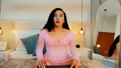 Alehia Cute online show from 12.02.25