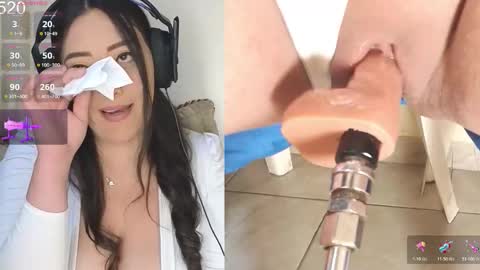 Snapshot of aleja20_ chatting on 02.01.26 joha online show from 02.01.26