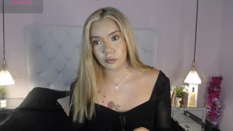 Snapshot of aleja_gh1 chatting on 05.19.26 1 online show from 05.19.26