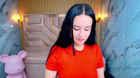 Snapshot of aleja_r_ chatting on 06.11.26 Aleja online show from 06.11.26