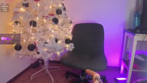 Aleja online show from 12.21.24