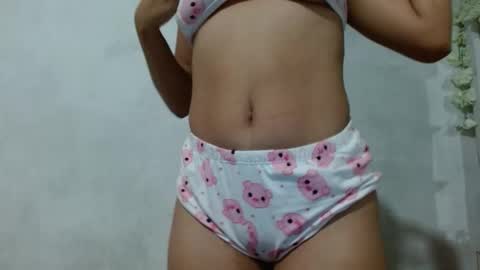 Snapshot of aleja_swety chatting on 12.12.24 ALEJA online show from 12.12.24