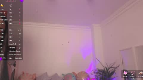 Snapshot of alejaa___ chatting on 06.26.26 Alejandra online show from 06.26.26
