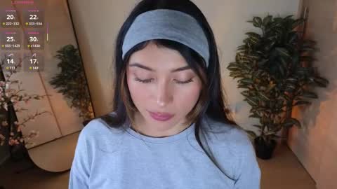 Snapshot of alejandhra chatting on 02.24.25 Alejandhra online show from 02.24.25