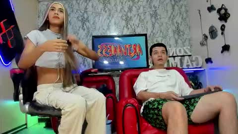 Alejandra and James online show from 03.10.26