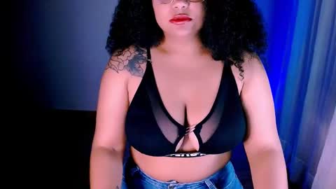 Snapshot of alejandra_conde chatting on 01.28.25 Alejandra online show from 01.28.25
