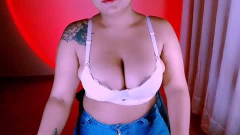 Snapshot of alejandra_conde chatting on 02.28.25 Alejandra online show from 02.28.25