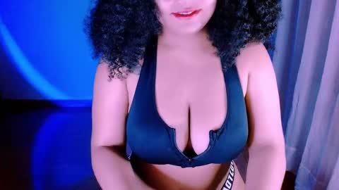 Snapshot of alejandra_conde chatting on 03.11.25 Alejandra online show from 03.11.25