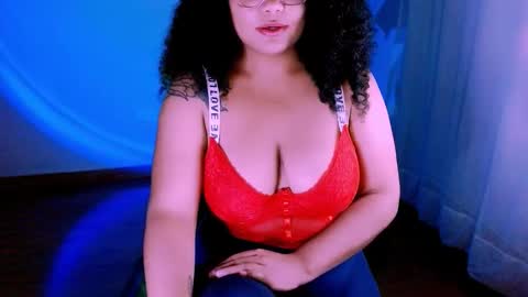 Snapshot of alejandra_conde chatting on 10.16.25 Alejandra online show from 10.16.25