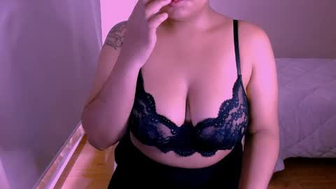 Snapshot of alejandra_conde chatting on 05.31.26 Alejandra online show from 05.31.26