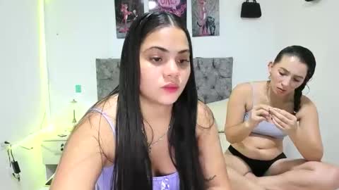 Snapshot of alejandra_evanss chatting on 04.29.26 alejandra_evanss online show from 04.29.26