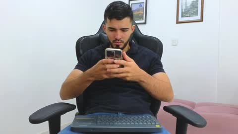 alejandroo_7 online show from 01.25.25