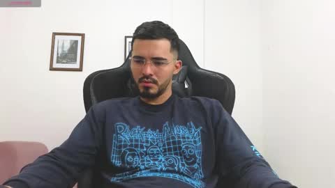 alejandroo_7 online show from 11.08.25