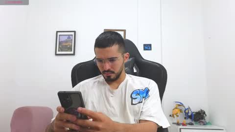 alejandroo_7 online show from 12.19.25