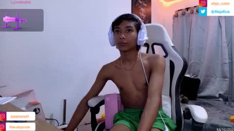 alejo_cute online show from 10.18.25