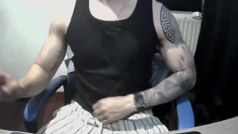 Snapshot of alejoduarte16 chatting on 06.15.26 alejoduarte16 online show from 06.15.26