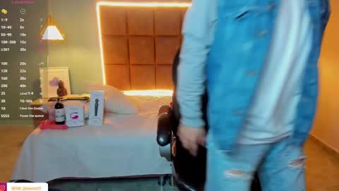 ALejoo Saenz online show from 09.22.25