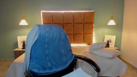 ALejoo Saenz online show from 10.08.25