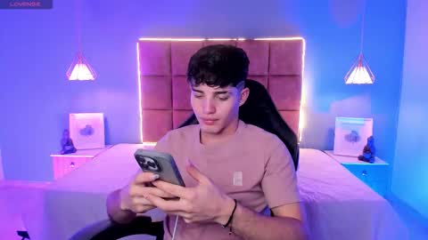 ALejoo Saenz online show from 02.15.26