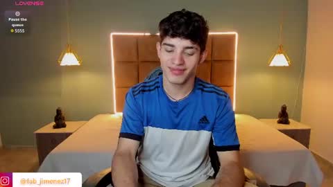 Snapshot of alejootwink chatting on 06.20.26 ALejoo Saenz online show from 06.20.26