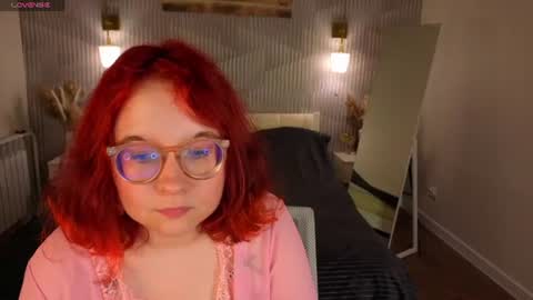 Snapshot of aleks_caste chatting on 06.30.26 Aleks online show from 06.30.26