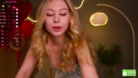 Snapshot of aleksa_cutie chatting on 02.18.25 Next stream - 2 dec - online show from 02.18.25