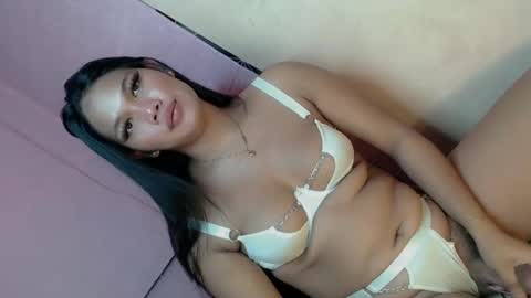 Kimmygirl online show from 01.10.25