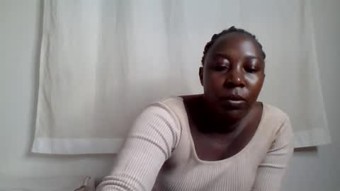 Snapshot of alesha_ chatting on 07.04.26 Noreen Kennth and Emilly online show from 07.04.26