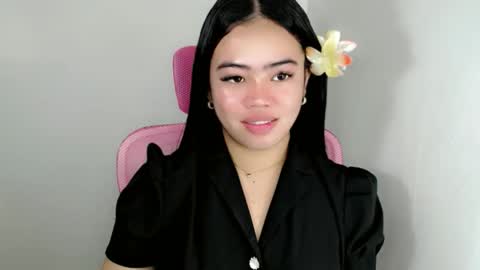 Snapshot of alesha_vibe_me chatting on 05.25.26 alesha_vibe_me online show from 05.25.26