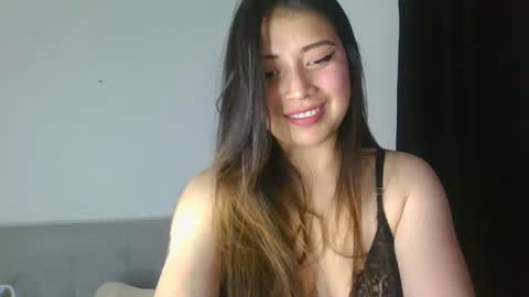 QUEEN OFF MILk  IM BACK  15 NOV online show from 10.02.25