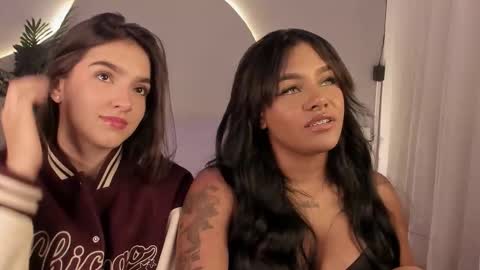 Snapshot of aleska_romanov chatting on 10.04.25 ALESKA online show from 10.04.25