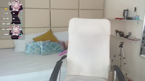 Snapshot of aleska_swarovski chatting on 12.07.24 Aleska 3 online show from 12.07.24